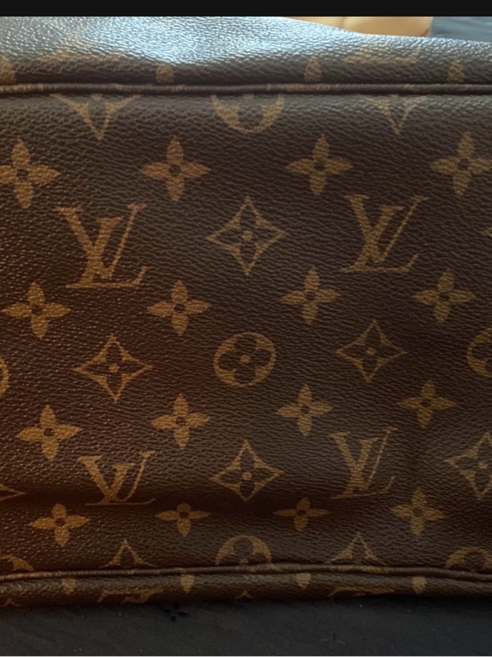 Louis Vuitton Monogramneverfull MM  Canvas Tote in Brown with Tan Trim - Picture 4 of 14